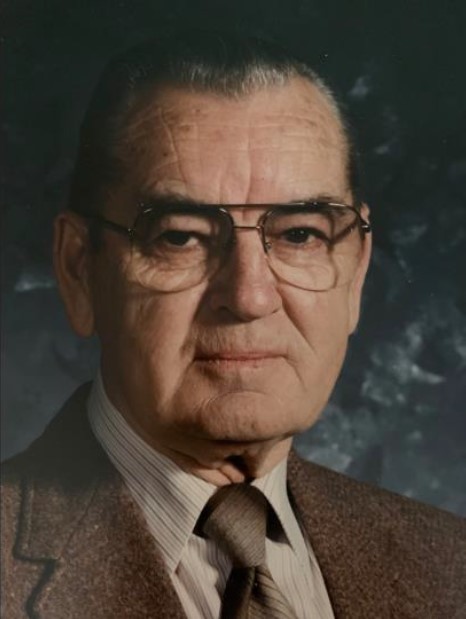 Maxwell H Kinney